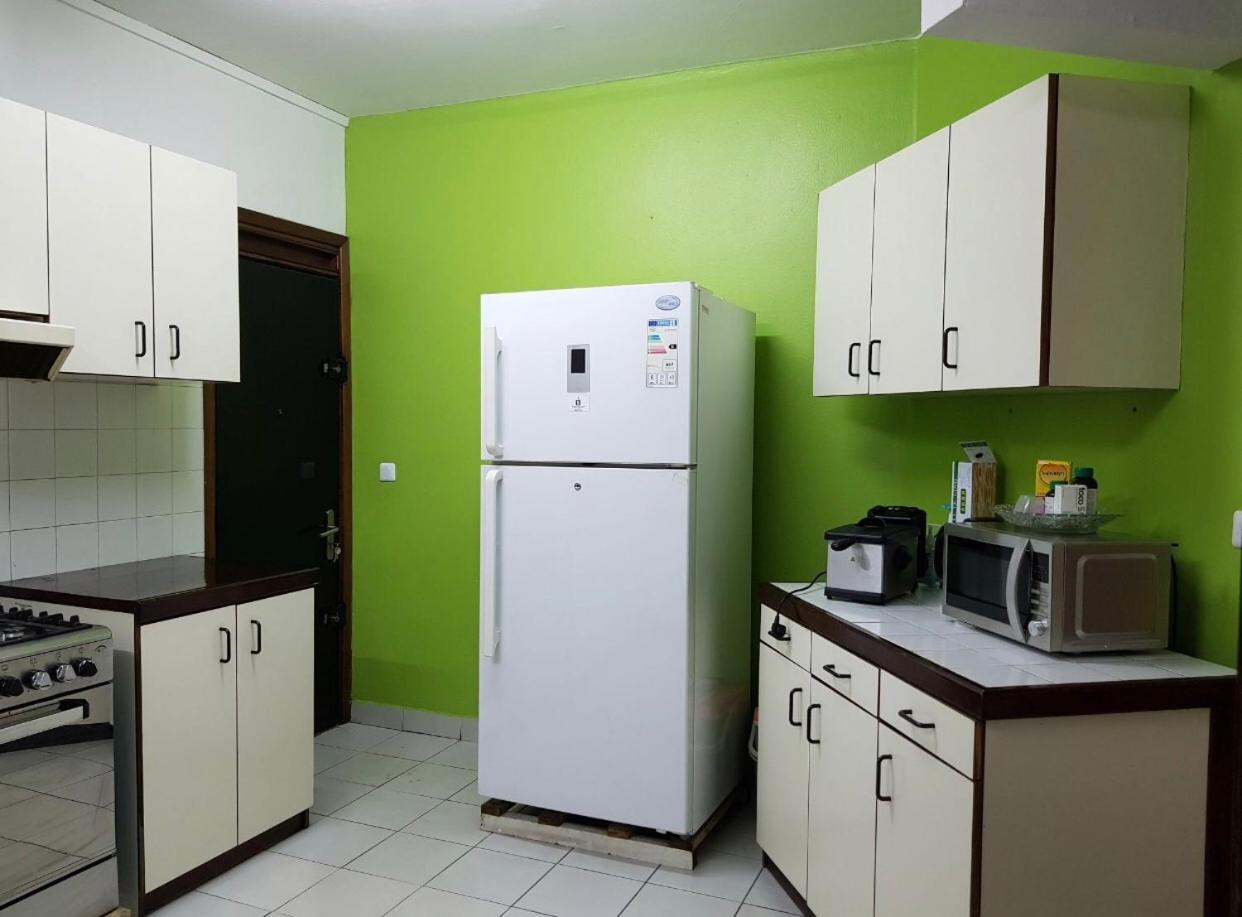 F4 Appartement Bonanjo ดูอาลา ภายนอก รูปภาพ